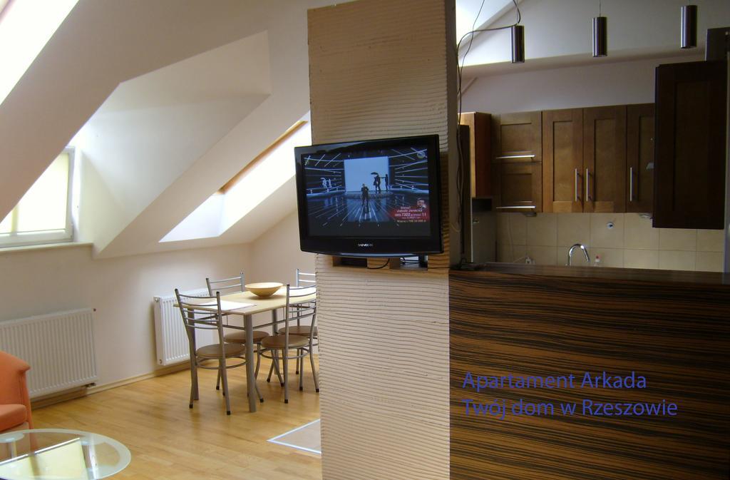 Apartament Arkada Apartment Rzeszow Ngoại thất bức ảnh